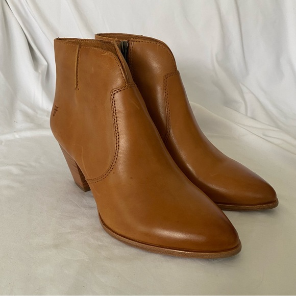 Frye Shoes - Frye Jennifer Bootie Boots Cognac Size 6.5